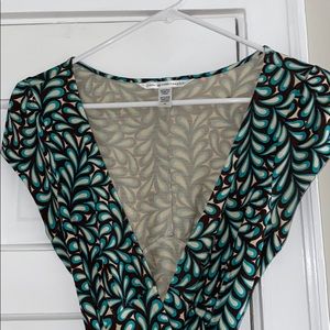 Diane von Furstenburg short sleeve wrap dress